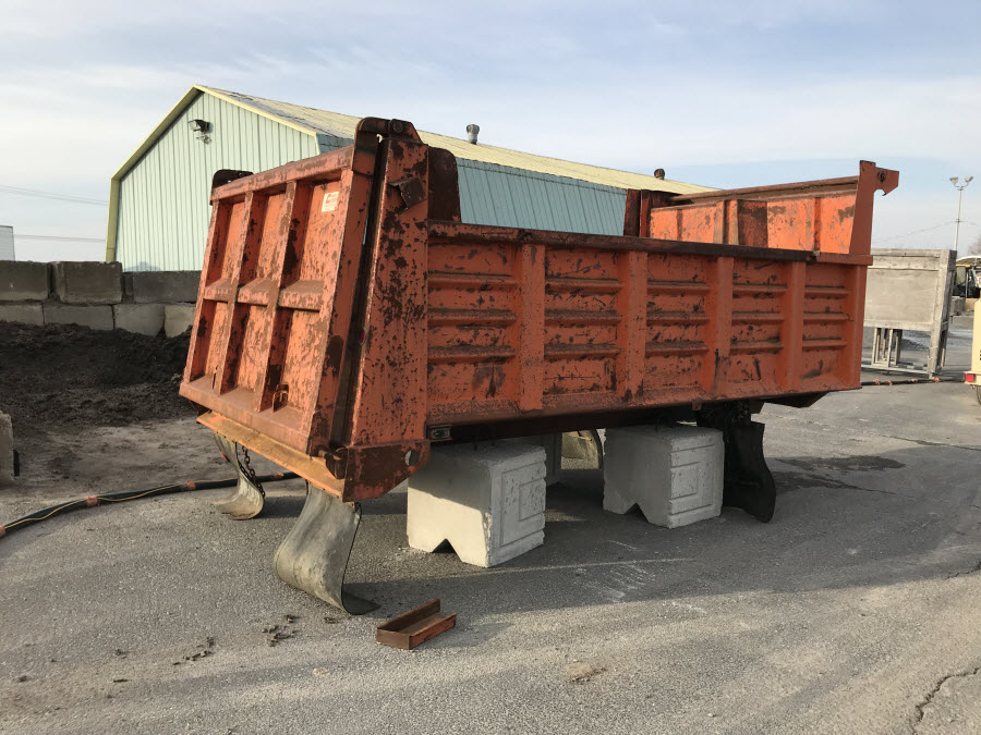 BOITE DOMPTEUR (AVANT)